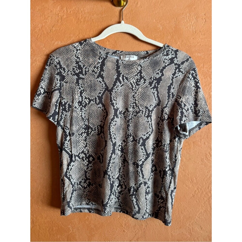 Babaton Snake Print Crewneck Short Sleeve Top Size Medium